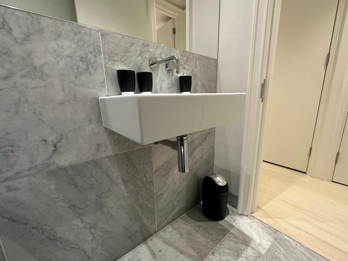 Sg, Chic Covent Garden Apartment Londra Exterior foto