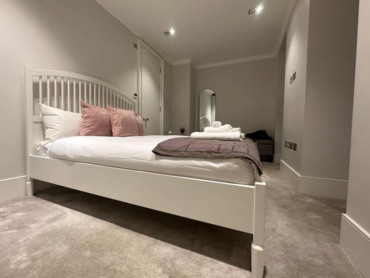 Sg, Chic Covent Garden Apartment Londra Exterior foto